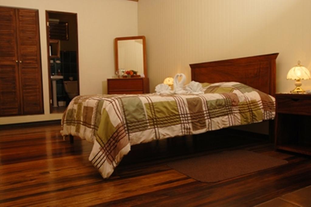 Hotel Las Brumas Картаго Номер фото