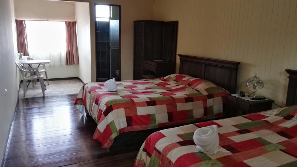 Hotel Las Brumas Картаго Экстерьер фото